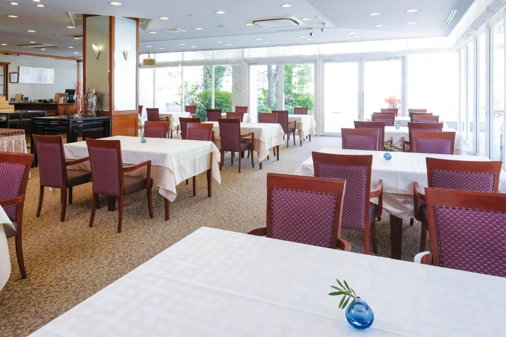 Takamatsu Kokusai Hotel — 4