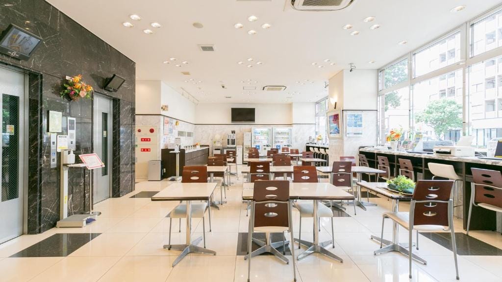 Toyoko Inn Takamatsu Hyogomachi — 3