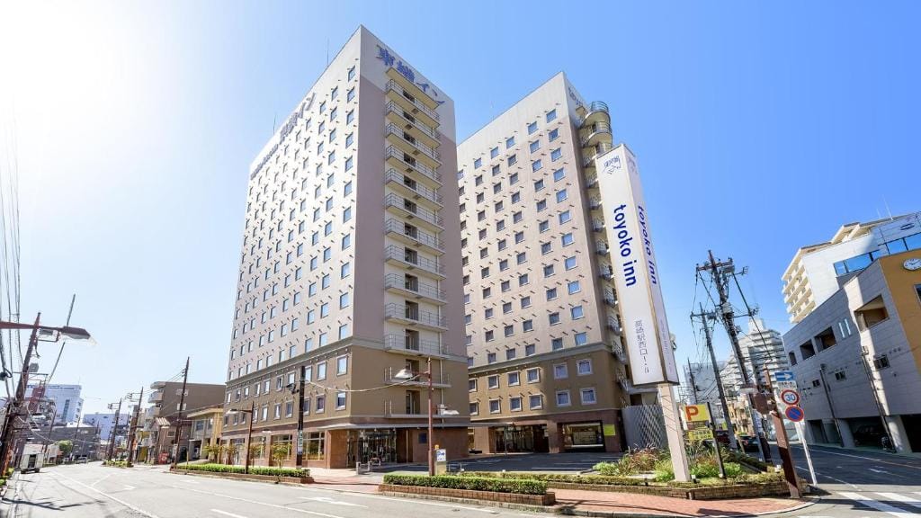 Toyoko Inn Takasaki eki Nishi guchi No 1 — 1