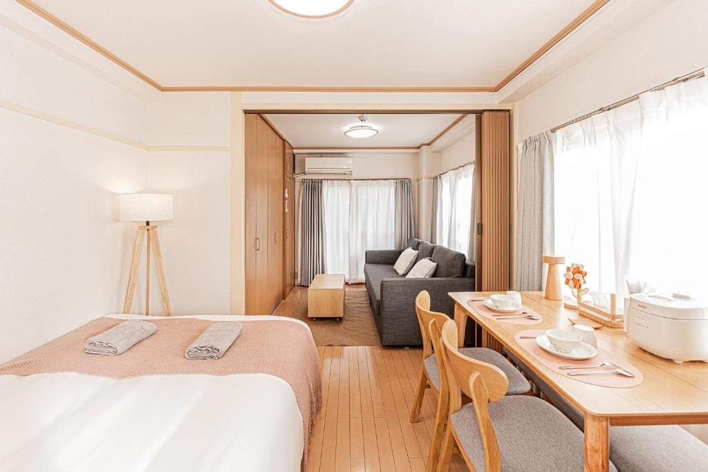 Home Story in Tokyo Hirai&新宿-Ueno-秋葉原まで直通&東京屋語 — 3