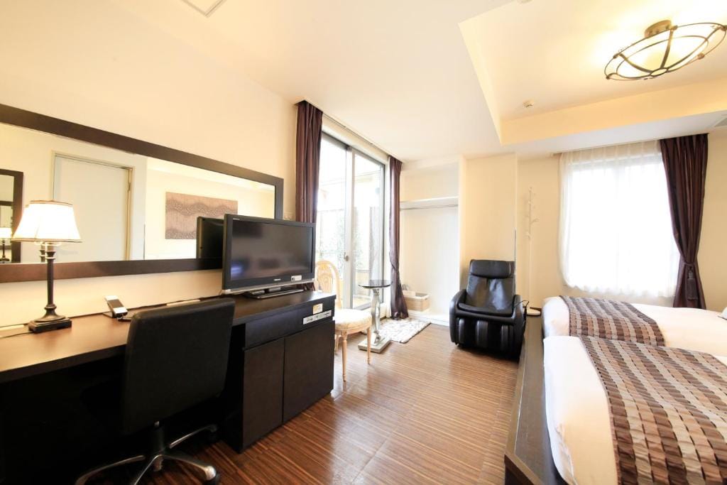 Hotel Coco Grand Kitasenju — 5