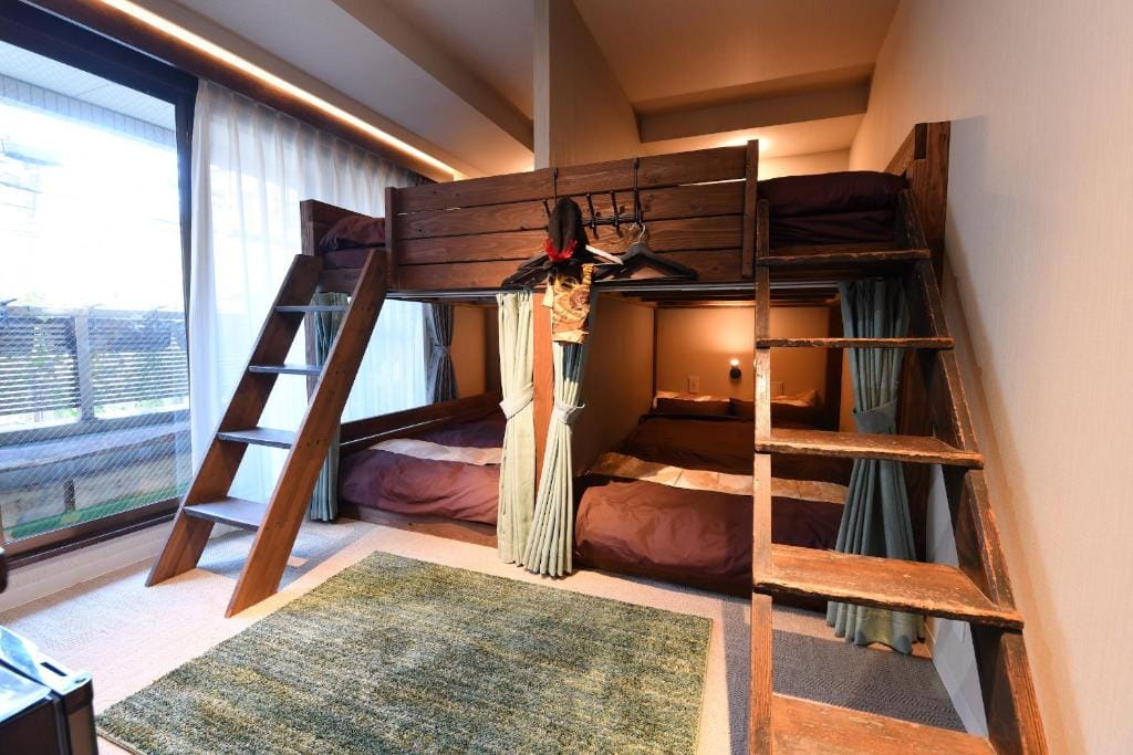 Hotel Tokyo Hub — 2