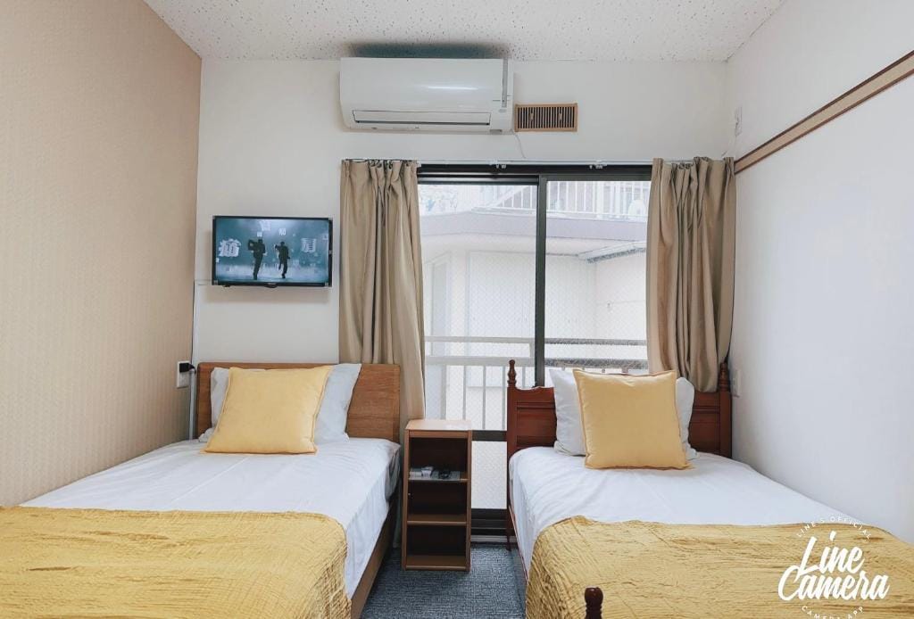 Momo palace — 2