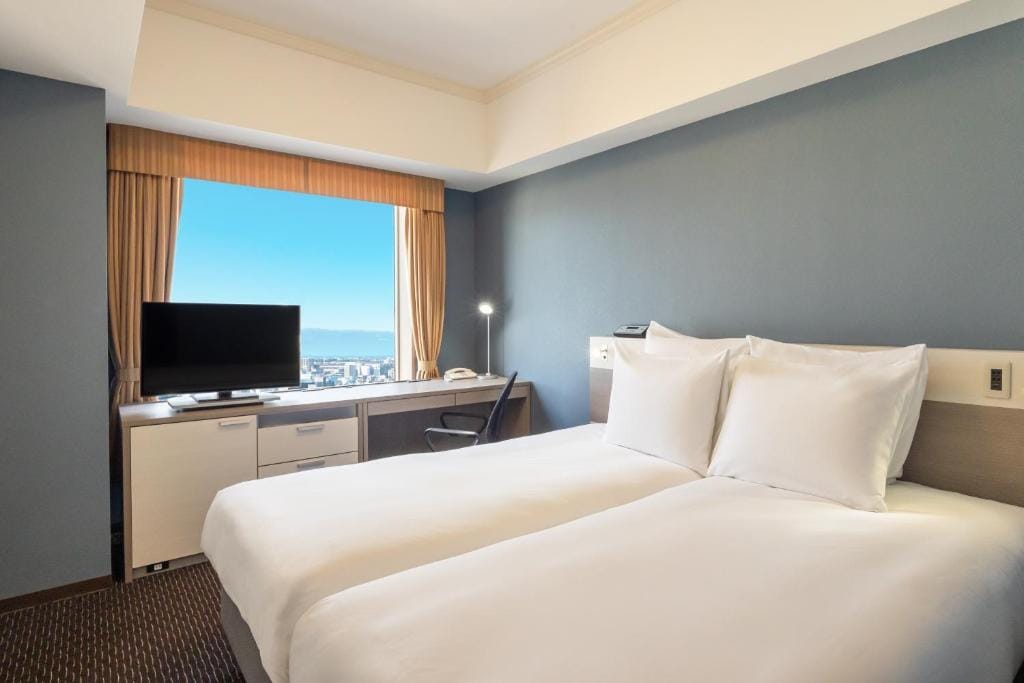 ANA Crowne Plaza Toyama by IHG — 4