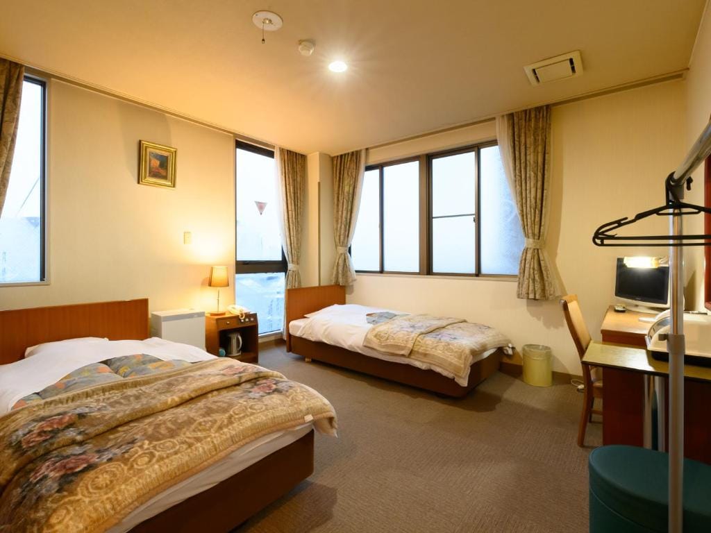Business Ryokan Hotel Yukimiso — 2