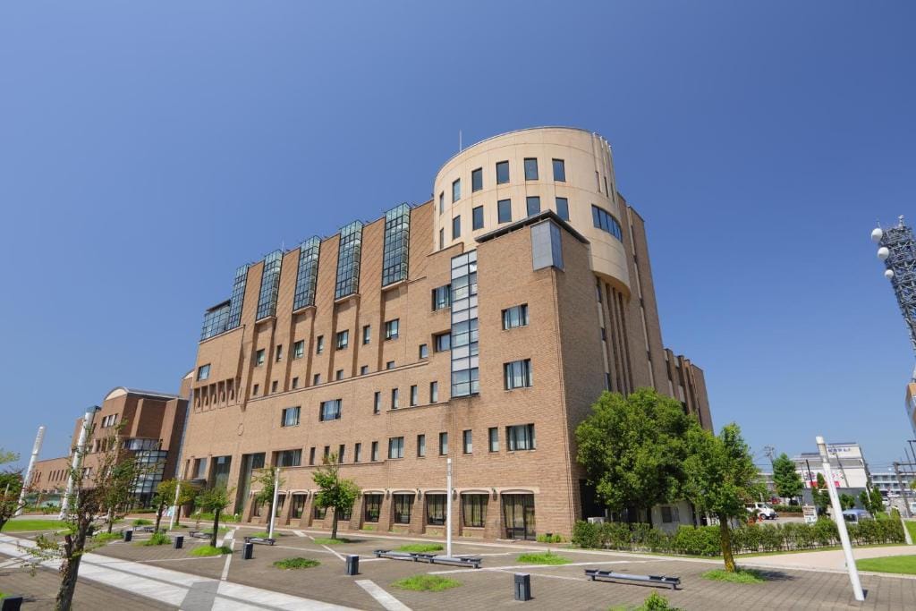 Toyama Jiyukan — 1