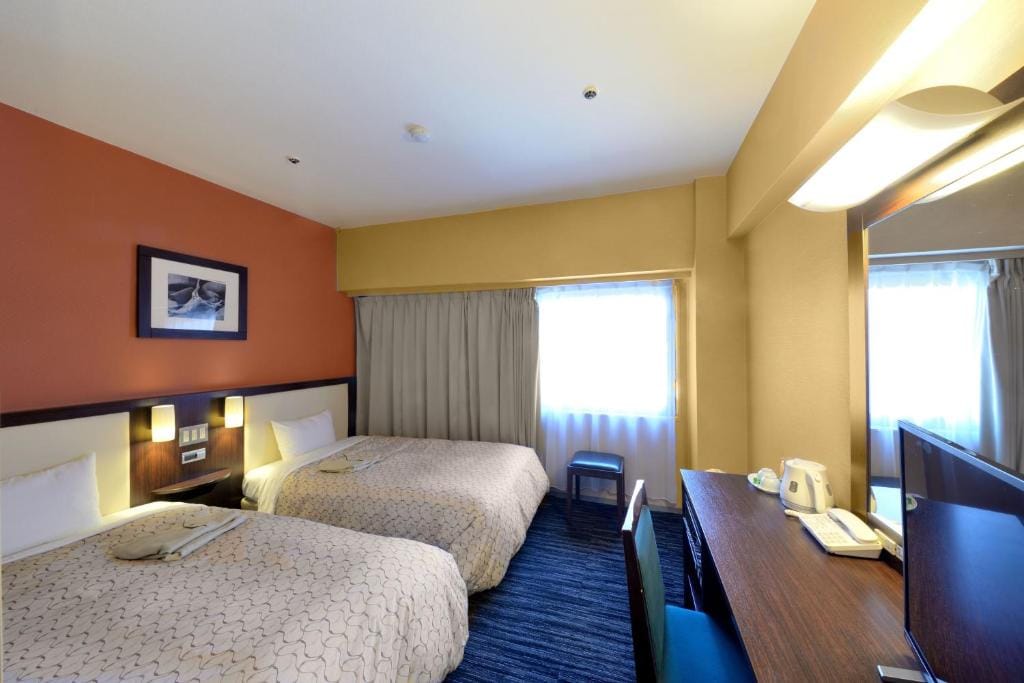 Toyama Manten Hotel — 2