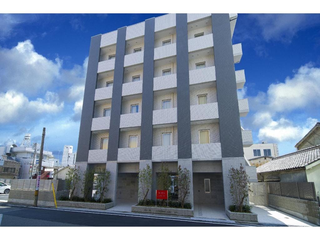 HOTEL LASCALA — 1