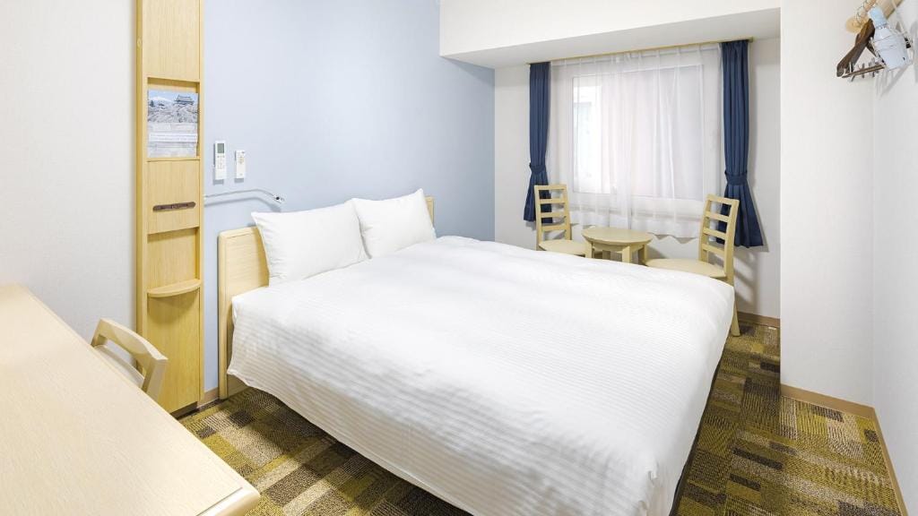 Toyoko Inn JR Wakayama eki Higashi guchi — 5