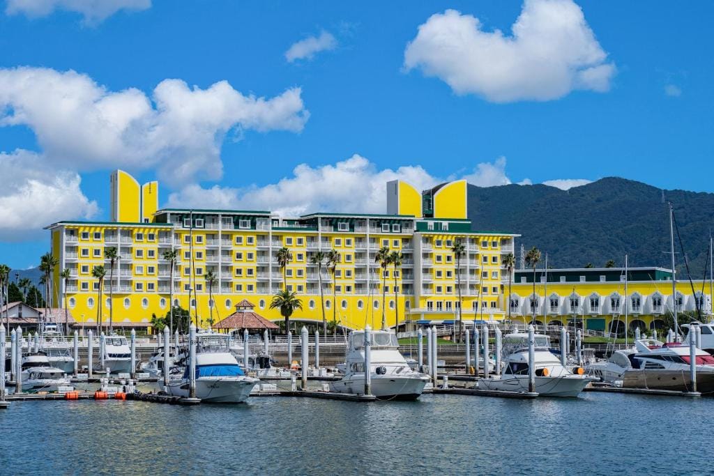 Wakayama Marina City Hotel — 1