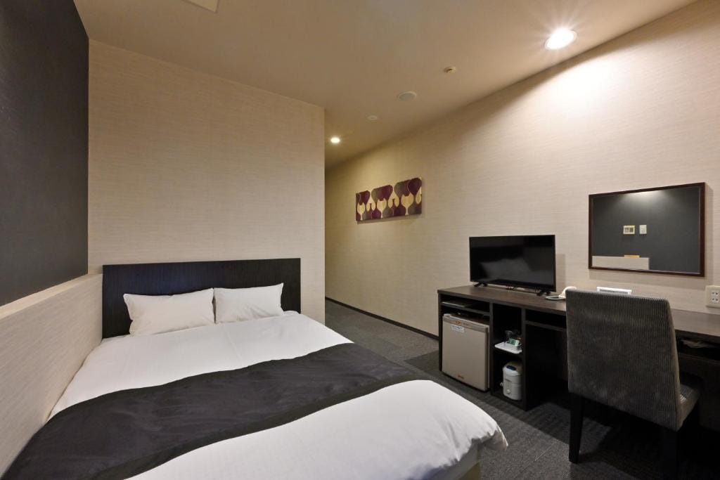 Wakayama Urban Hotel — 4