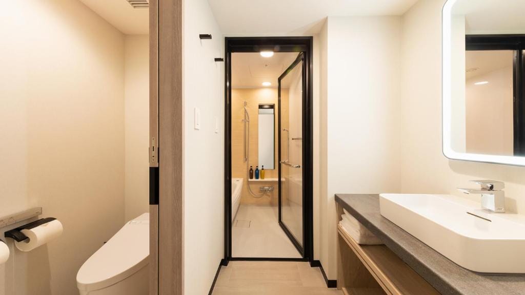 JR-East Hotel Mets Yokohama — 3